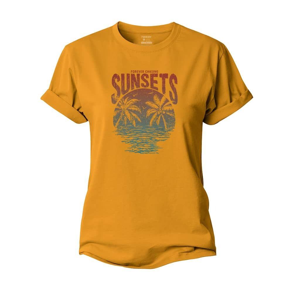 Chasing Sunsets Women's Cotton T-Shirt